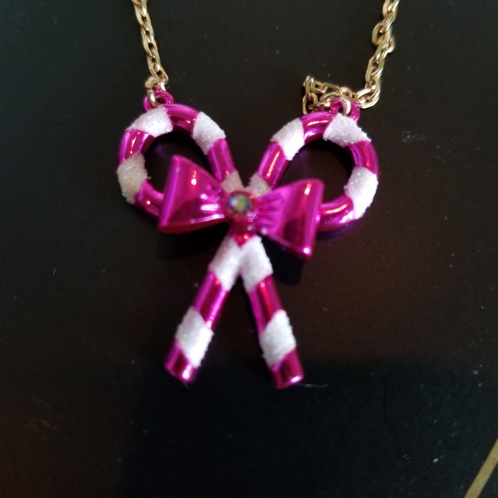 Betsey Johnson Bow Necklace NWOT Never Worn